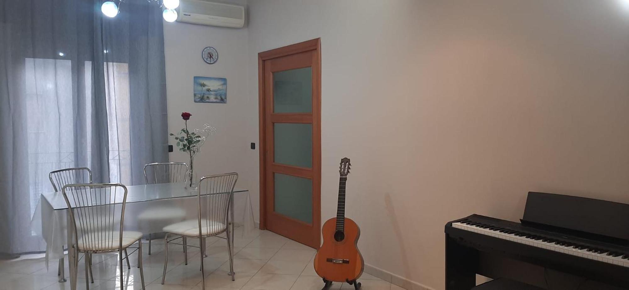 Desiderio - House *